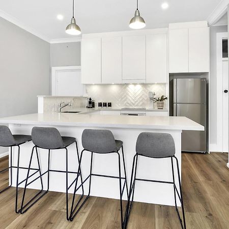 Stylish, Sunny & Spacious 2 Bedroom Apartment, Mosman Sydney Exterior foto